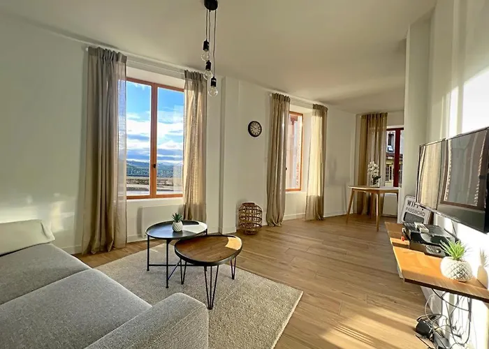 Appartement Coup De Coeur. St Etienne-Rochetaillee