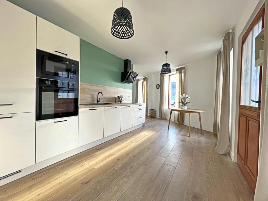 Coup De Coeur. St Etienne-rochetaillee Apartment *